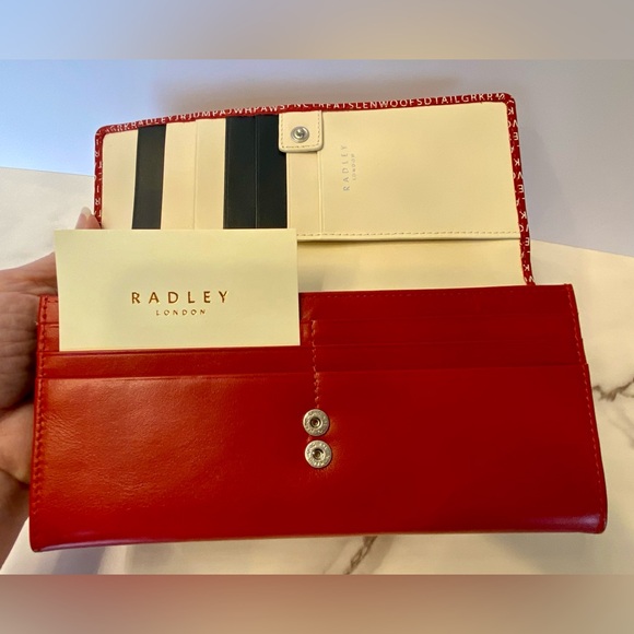 NWT Radley London Large Bright Red Leather Wallet Scotty Dog White Text Dust Bag - Picture 6 of 13